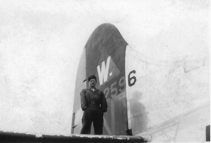 Frederick J. Lang on Rear Stabilizer - 601st Squadron - 1944